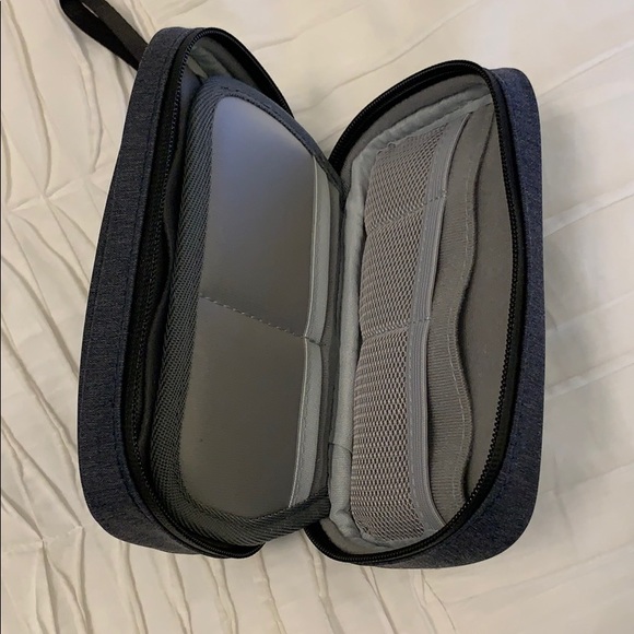 Damero Travel tech case - Picture 5 of 6